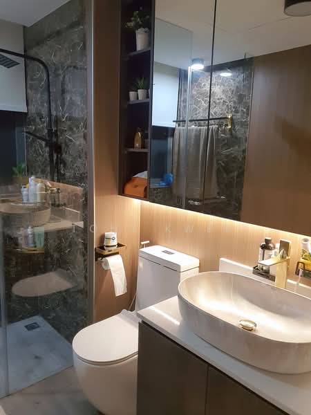 The Terrace, 88 Edgedale Plains, 3 Bedrooms, 1,001 sqft, Executive Condominium For Sale, by Tony Kwek, 500221584 - Bathroom - PropertyGuru.com.sg