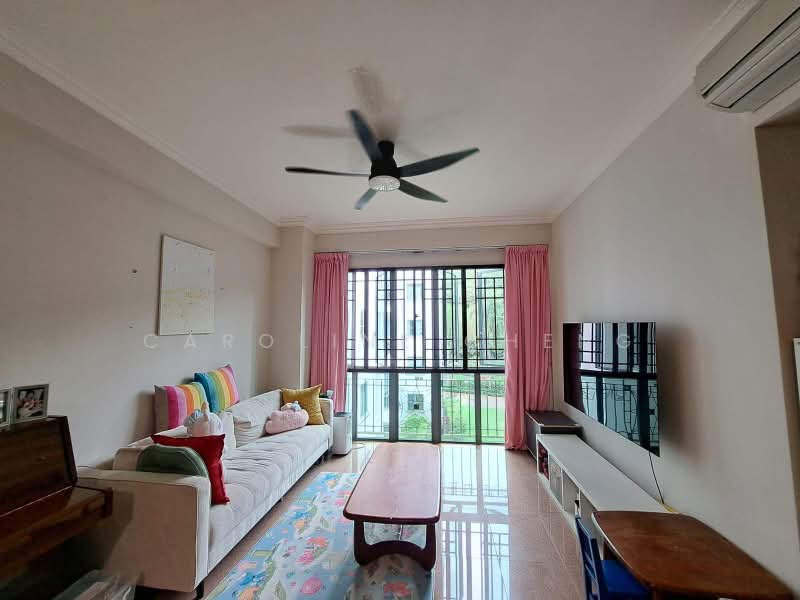 Springdale Condo, 53 Hindhede Walk, Room Rental, 200 sqft, Condominium For Rent, by Caroline Cheng, 500221589 - Living Room - PropertyGuru.com.sg
