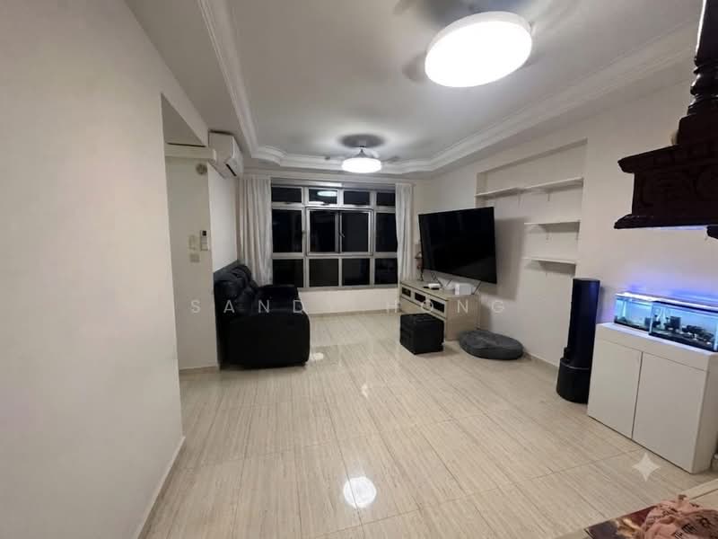 23 Teban Gardens Road, 23 Teban Gardens Road, 2 Bedrooms, 775 sqft, HDB Flat For Sale, by Sandy Hong, 500221591 - Living Room - PropertyGuru.com.sg