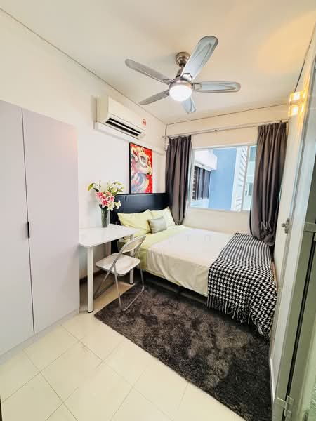 Lagoon View, 5000L Marine Parade Road, Room Rental, 120 sqft, Apartment For Rent, by LEO, 500221592 - Bedroom - PropertyGuru.com.sg