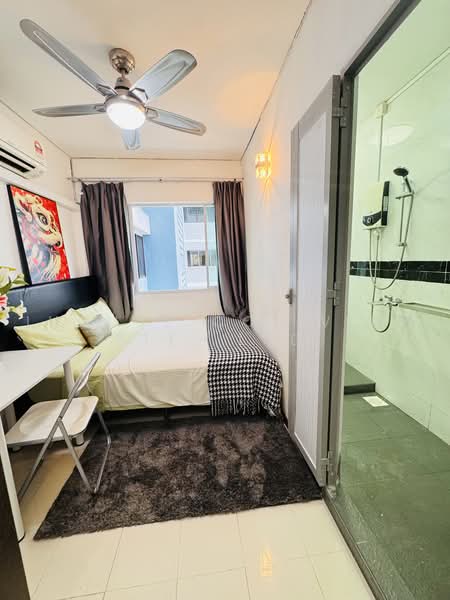 Lagoon View, 5000L Marine Parade Road, Room Rental, 120 sqft, Apartment For Rent, by LEO, 500221592 - Bedroom - PropertyGuru.com.sg