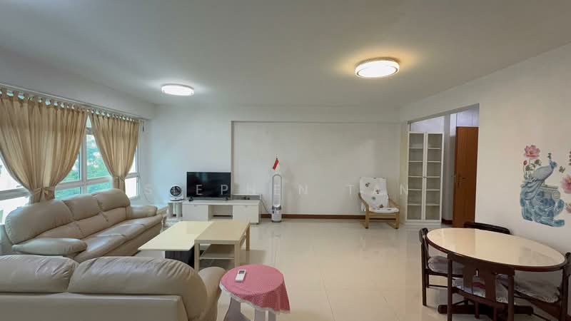 663C Punggol Drive, 663C Punggol Drive, 3 Bedrooms, 1,184 sqft, HDB Flat For Rent, by Stephen Tan, 500221596 - Living Room - PropertyGuru.com.sg