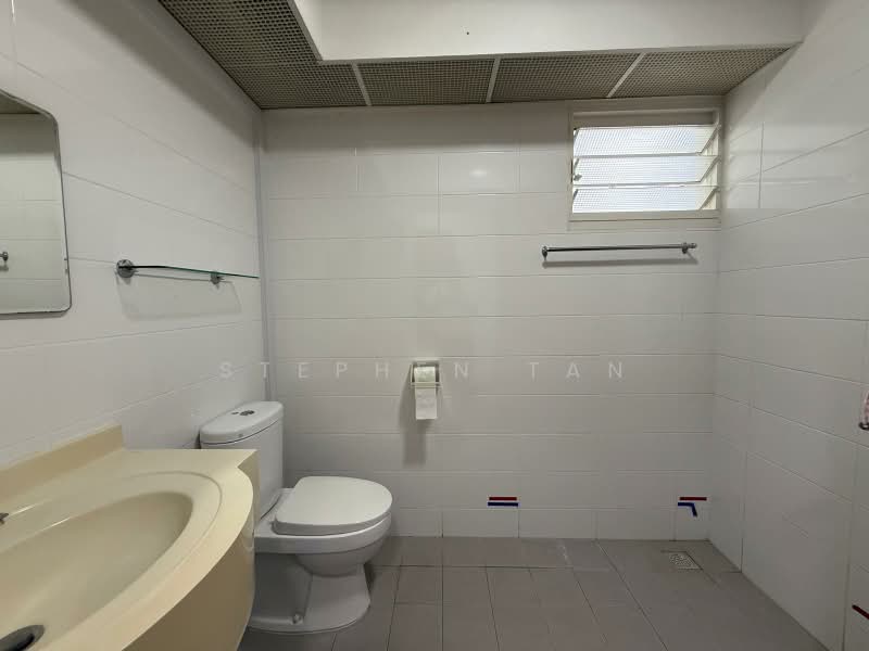 663C Punggol Drive, 663C Punggol Drive, 3 Bedrooms, 1,184 sqft, HDB Flat For Rent, by Stephen Tan, 500221596 - Bathroom - PropertyGuru.com.sg