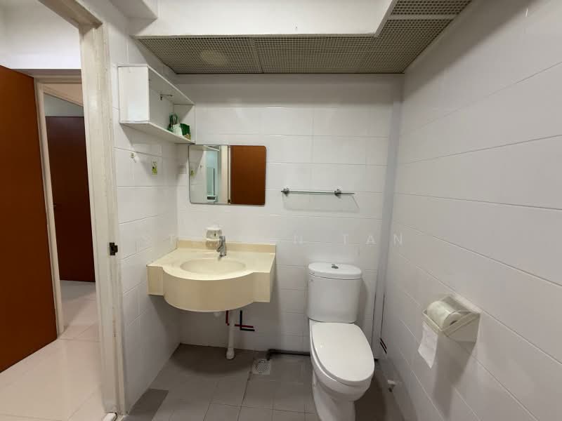 663C Punggol Drive, 663C Punggol Drive, 3 Bedrooms, 1,184 sqft, HDB Flat For Rent, by Stephen Tan, 500221596 - Bathroom - PropertyGuru.com.sg