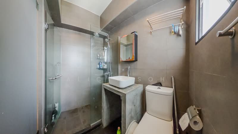 626 Woodlands Avenue 6, 626 Woodlands Avenue 6, 3 Bedrooms, 969 sqft, HDB Flat For Sale, by Alicia Soh, 500221604 - Bathroom - PropertyGuru.com.sg