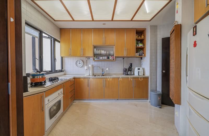 Bayshore Park, 60 Bayshore Road, 4 Bedrooms, 2,196 sqft, Condominium For Sale, by Mark Wang, 500221619 - Kitchen - PropertyGuru.com.sg