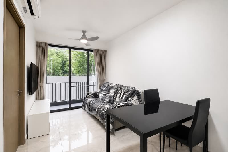 Affinity At Serangoon, 30 Serangoon North Avenue 1, 1 Bedroom, 484 sqft, Condominium For Sale, by Bee 林美玲, 500221623 - Living Room - PropertyGuru.com.sg