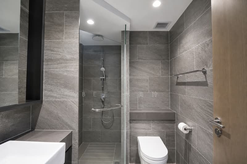 Affinity At Serangoon, 30 Serangoon North Avenue 1, 1 Bedroom, 484 sqft, Condominium For Sale, by Bee 林美玲, 500221623 - Bathroom - PropertyGuru.com.sg