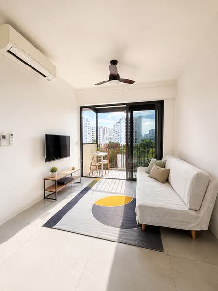 Riverfront Residences, 41 Hougang Avenue 7, 1 Bedroom, 463 sqft, Condominium For Sale, by Kevin Aw 胡锦胜, 500221629 - Living Room - PropertyGuru.com.sg