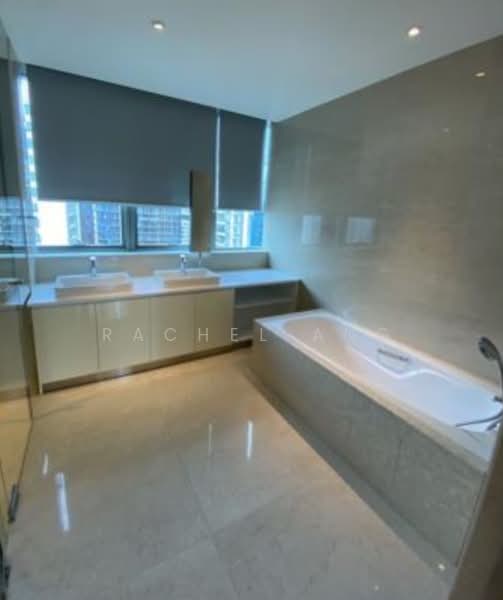 Alba, 8 Cairnhill Rise, 3 Bedrooms, 1,905 sqft, Condominium For Rent, by Rachel Ang, 500221634 - Bathroom - PropertyGuru.com.sg