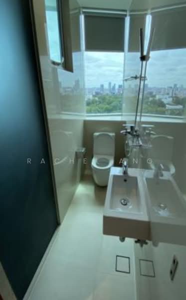 Alba, 8 Cairnhill Rise, 3 Bedrooms, 1,905 sqft, Condominium For Rent, by Rachel Ang, 500221634 - Bathroom - PropertyGuru.com.sg