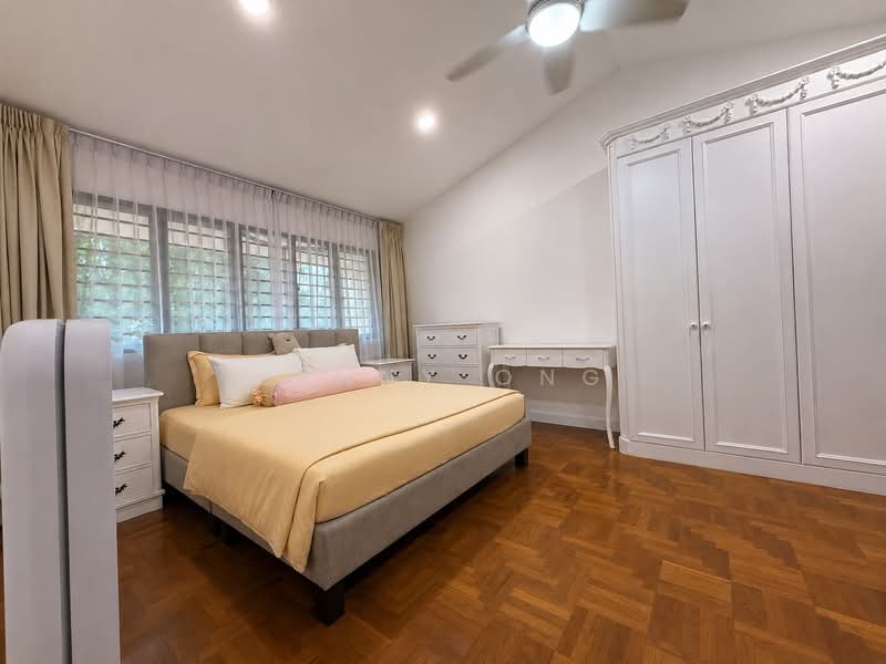 Serangoon Garden Estate, Chuan Terrace / Chuan Walk / Colchester Grove / Coniston Grove, 5 Bedrooms, 3,150 sqft, Terraced House For Sale, by Jenny Ong, 500221637 - Bedroom - PropertyGuru.com.sg