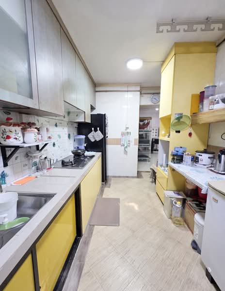 619 Jurong West Street 65, 619 Jurong West Street 65, 3 Bedrooms, 1,173 sqft, HDB Flat For Sale, by Natalie Lim, 500221659 - Kitchen - PropertyGuru.com.sg