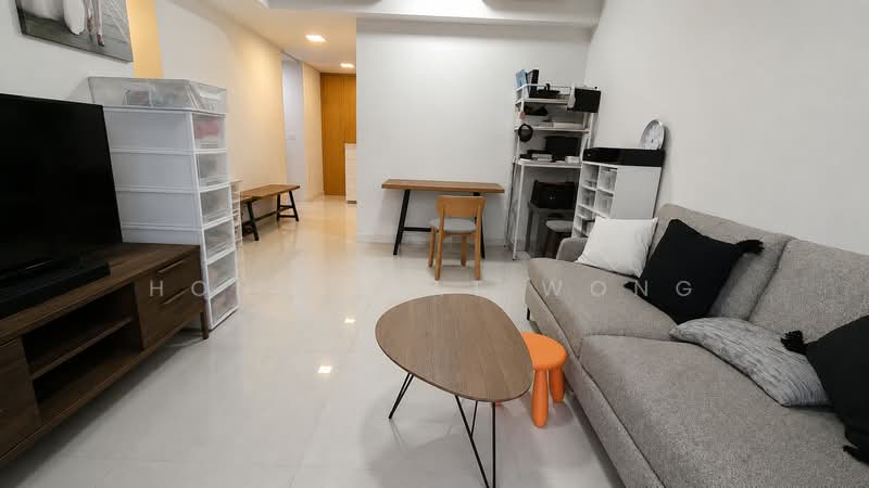 H2O Residences, 38 Fernvale Link, 2 Bedrooms, 883 sqft, Condominium For Sale, by Hong Keat Wong, 500221666 - Living Room - PropertyGuru.com.sg
