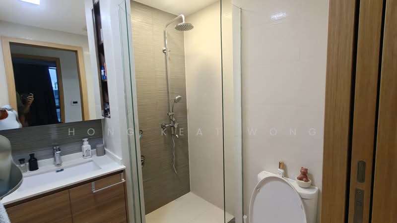 H2O Residences, 38 Fernvale Link, 2 Bedrooms, 883 sqft, Condominium For Sale, by Hong Keat Wong, 500221666 - Bathroom - PropertyGuru.com.sg