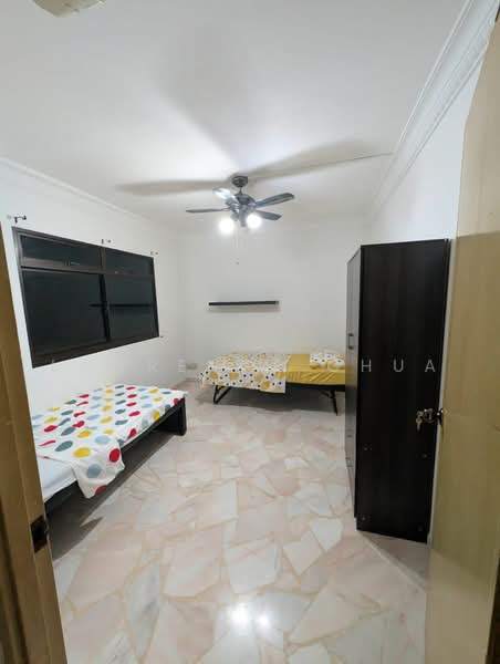 668 Choa Chu Kang Crescent, 668 Choa Chu Kang Crescent, Room Rental, 60 sqft, HDB Flat For Rent, by Lawrence Chua, 500221674 - Bedroom - PropertyGuru.com.sg