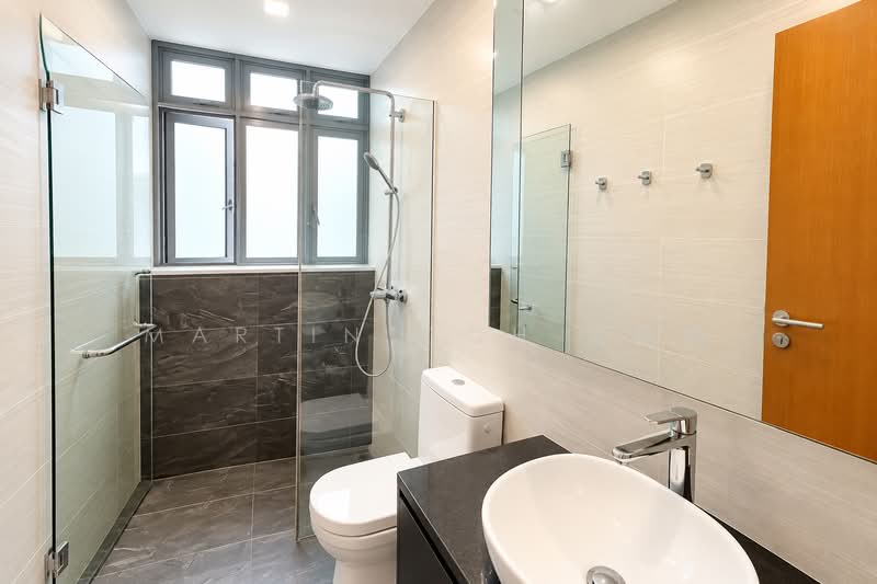 Adam Park Condominium, 27 Adam Road, 3 Bedrooms, 1,216 sqft, Condominium For Sale, by Martin Goh 吴伟楠, 500221675 - Bathroom - PropertyGuru.com.sg