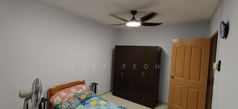 416 Bukit Batok West Avenue 4, 416 Bukit Batok West Avenue 4, Room Rental, 100 sqft, HDB Flat For Rent, by Alex Teoh, 500221678 - Bedroom - PropertyGuru.com.sg