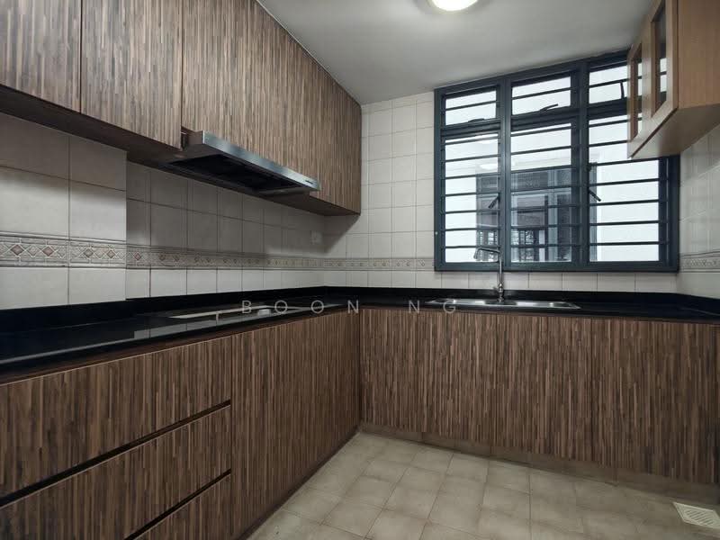 Regentville, 12 Hougang Street 92, Hougang / Punggol / Sengkang, 3 Bedrooms, 1,152 sqft, Condominium For Rent, by Boon Ng, 500221682 - Kitchen - PropertyGuru.com.sg