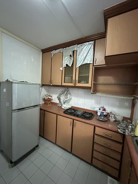 484B Choa Chu Kang Avenue 5, 484B Choa Chu Kang Avenue 5, 3 Bedrooms, 1,302 sqft, HDB Flat For Rent, by Rajesh Balasubramanian, 500221684 - Kitchen - PropertyGuru.com.sg