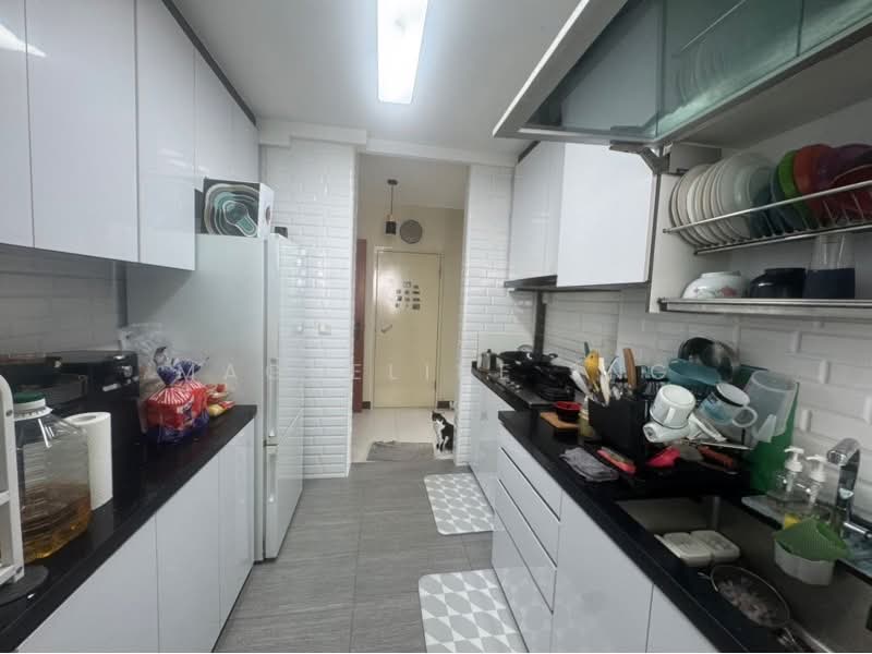 453 Yishun Street 41, 453 Yishun Street 41, 3 Bedrooms, 1,001 sqft, HDB Flat For Sale, by Magdeline Sng, 500221689 - PropertyGuru.com.sg