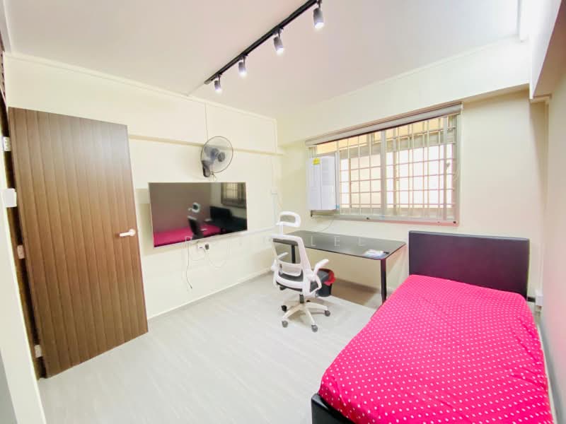 275 Bangkit Road photo 2