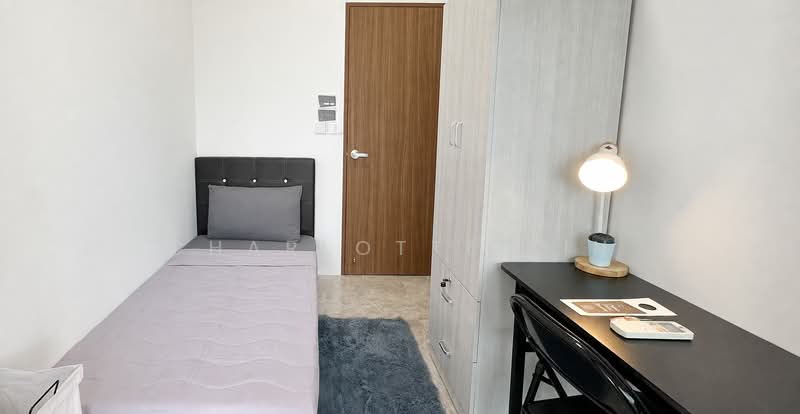 Skyline Residences, 610 Telok Blangah Road, Room Rental, 100 sqft, Condominium For Rent, by Charlotte Lin, 500221700 - Room 2 - PropertyGuru.com.sg