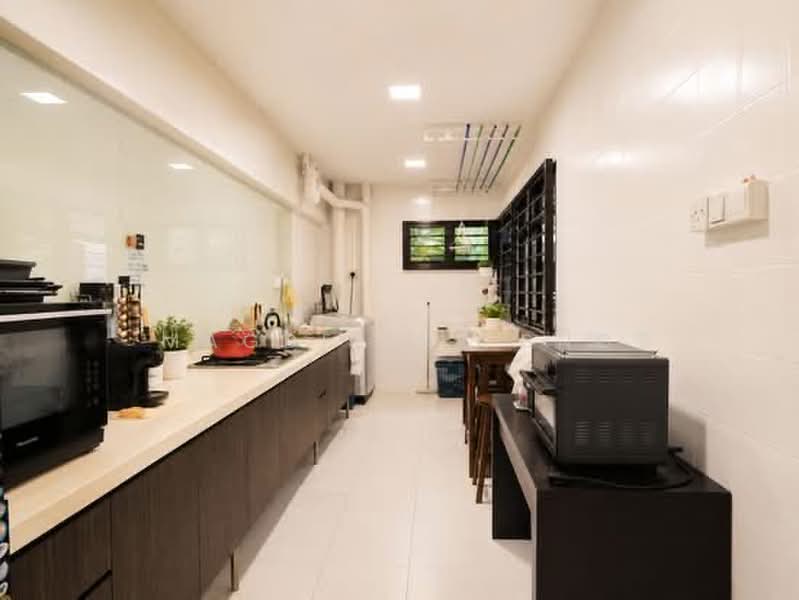 481 Sembawang Drive, 481 Sembawang Drive, 3 Bedrooms, 1,184 sqft, HDB Flat For Sale, by Magdeline Sng, 500221701 - Kitchen - PropertyGuru.com.sg