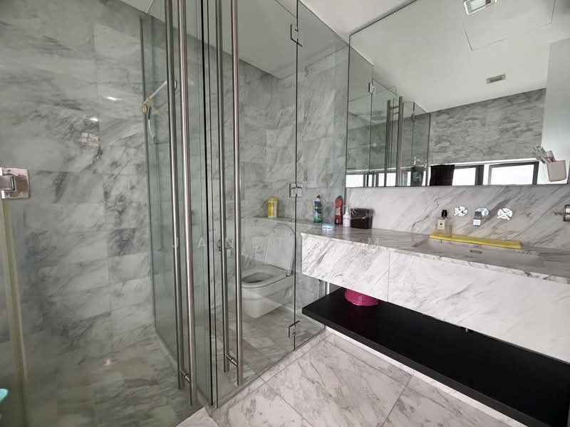 Illoura, 861 Old Holland Road, Tanglin / Holland / Bukit Timah, 4 Bedrooms, 4,187 sqft, Cluster House For Sale, by Janet Lim, 500221708 - Bathroom - PropertyGuru.com.sg