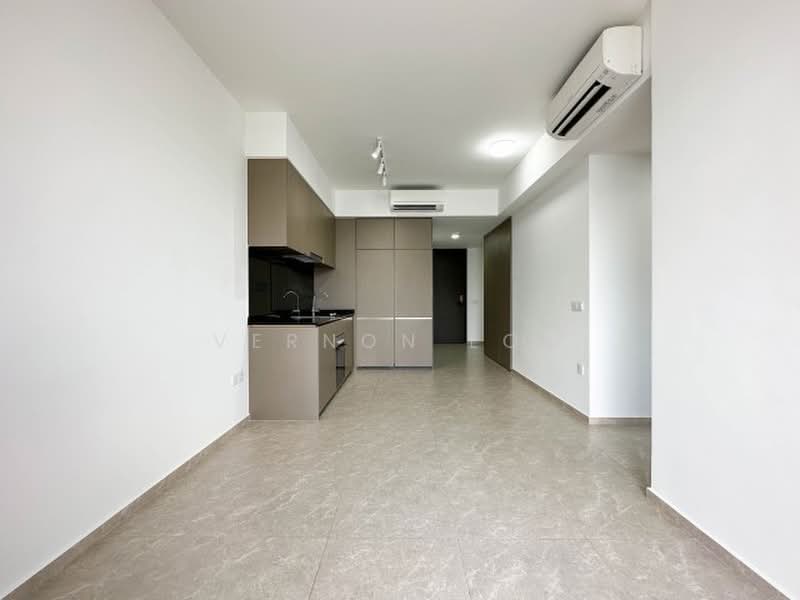 Park Colonial, 10 Woodleigh Lane, 2 Bedrooms, 635 sqft, Condominium For Rent, by Vernon Low, 500221718 - PropertyGuru.com.sg
