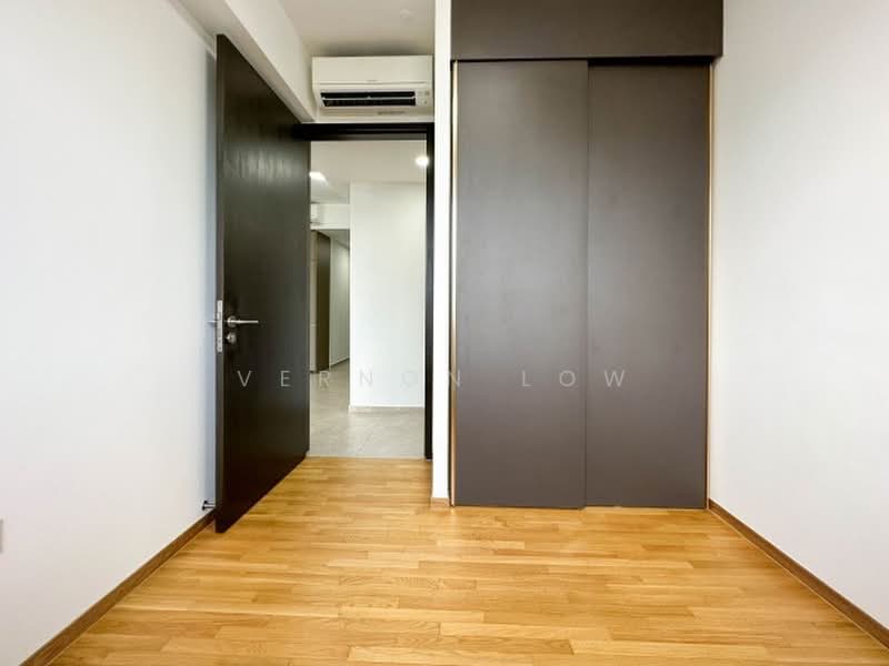 Park Colonial, 10 Woodleigh Lane, 2 Bedrooms, 635 sqft, Condominium For Rent, by Vernon Low, 500221718 - PropertyGuru.com.sg