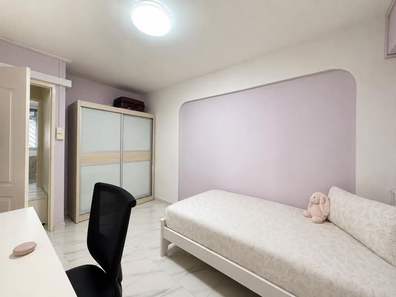 329 Serangoon Avenue 3, 329 Serangoon Avenue 3, 3 Bedrooms, 904 sqft, HDB Flat For Sale, by Leonard Soh, 500221721 - Bedroom - PropertyGuru.com.sg