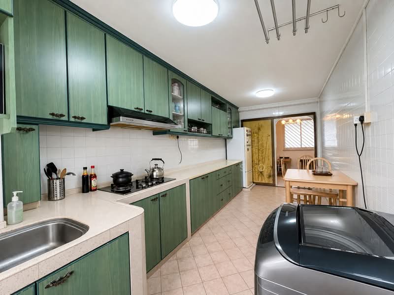329 Serangoon Avenue 3, 329 Serangoon Avenue 3, 3 Bedrooms, 904 sqft, HDB Flat For Sale, by Leonard Soh, 500221721 - Kitchen - PropertyGuru.com.sg