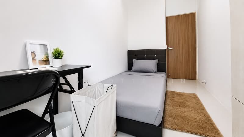 Varsity Park Condominium, 34 West Coast Road, Room Rental, 100 sqft, Condominium For Rent, by Charlotte Lin, 500221723 - Room 2 - PropertyGuru.com.sg