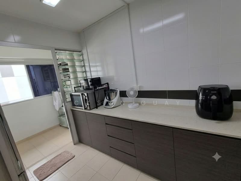 431D Yishun Avenue 1, Yishun Avenue 1, 3 Bedrooms, 990 sqft, HDB Flat For Sale, by Nickson Guay, 500221725 - Kitchen - PropertyGuru.com.sg