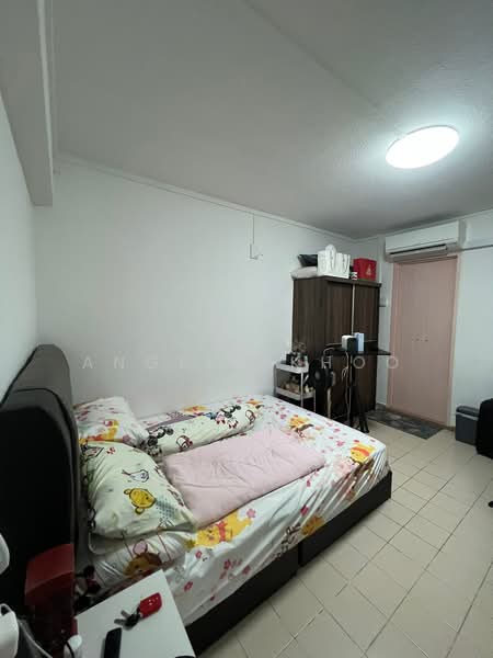 408 Bukit Batok West Avenue 4, 408 Bukit Batok West Avenue 4, 3 Bedrooms, 1,000 sqft, HDB Flat For Rent, by Angela Khoo, 500221730 - Bedroom - PropertyGuru.com.sg