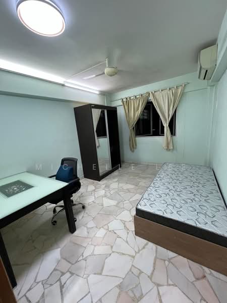 102 Ang Mo Kio Avenue 3, 102 Ang Mo Kio Avenue 3, Room Rental, 200 sqft, HDB Flat For Rent, by Michelle Lee, 500221735 - Bedroom - PropertyGuru.com.sg