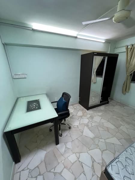 102 Ang Mo Kio Avenue 3, 102 Ang Mo Kio Avenue 3, Room Rental, 200 sqft, HDB Flat For Rent, by Michelle Lee, 500221735 - Study - PropertyGuru.com.sg