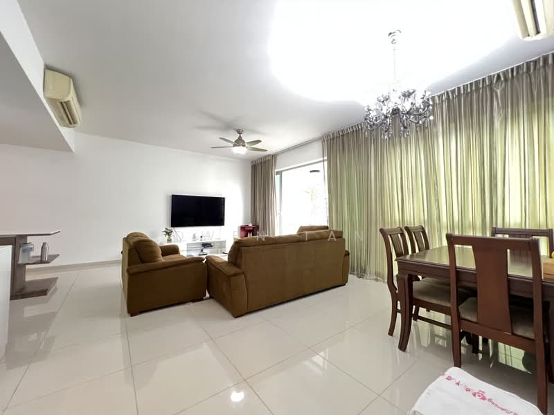The Minton, 147 Hougang Street 11, 4 Bedrooms, 1,658 sqft, Condominium For Sale, by Owen Tan, 500221738 - Living Room - PropertyGuru.com.sg