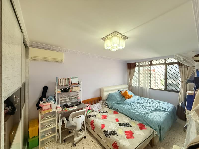 76 Bedok North Road, 76 Bedok North Road, 2 Bedrooms, 753 sqft, HDB Flat For Sale, by James Yeo, 500221739 - Bedroom - PropertyGuru.com.sg