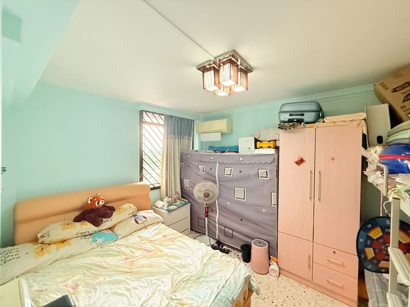 76 Bedok North Road, 76 Bedok North Road, 2 Bedrooms, 753 sqft, HDB Flat For Sale, by James Yeo, 500221739 - Bedroom - PropertyGuru.com.sg