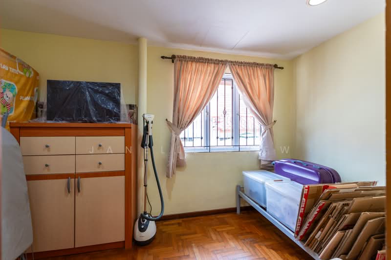 Tai Keng Gardens, Tai Keng Gardens, 5 Bedrooms, 3,000 sqft, Corner Terrace For Sale, by Janelle Chew, 500221747 - Helper’s Room (Level 1) - PropertyGuru.com.sg