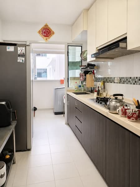 316B Yishun Greenwalk, 316B Yishun Avenue 9, 3 Bedrooms, 990 sqft, HDB Flat For Sale, by Lionel Ng, 500221749 - Kitchen - PropertyGuru.com.sg