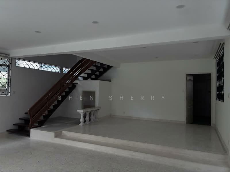 154 Lorong Kismis Singapore 598077, 154 Lorong Kismis, 4 Bedrooms, 3,885 sqft, Detached House For Rent, by Shen Sherry, 500221759 - Living Room - PropertyGuru.com.sg