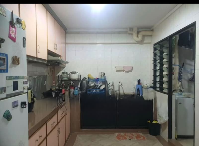 647 Jurong West Street 61, 647 Jurong West Street 61, 5 Bedrooms, 1,313 sqft, HDB Flat For Sale, by Jean Ang 诗吟, 500221784 - Kitchen - PropertyGuru.com.sg