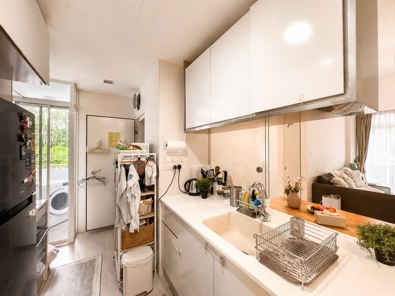 The Cascadia, 921 Bukit Timah Road, 3 Bedrooms, 1,098 sqft, Condominium For Sale, by Shaw Yong, 500221785 - Kitchen - PropertyGuru.com.sg