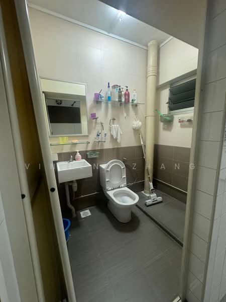 669 Woodlands Ring Road, 669 Woodlands Ring Road, Room Rental, 100 sqft, HDB Flat For Rent, by Vincent Zhang, 500221787 - Bathroom - PropertyGuru.com.sg