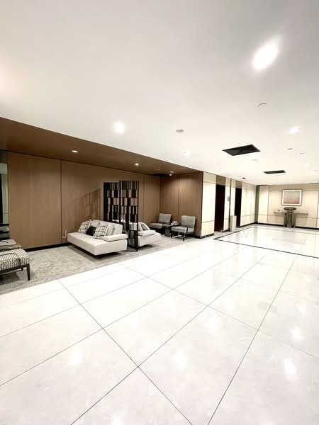Orchard Sophia, 130 Sophia Road, 2 Bedrooms, 581 sqft, Condominium For Rent, by Jason Chew, 500221789 - Main Lobby - PropertyGuru.com.sg