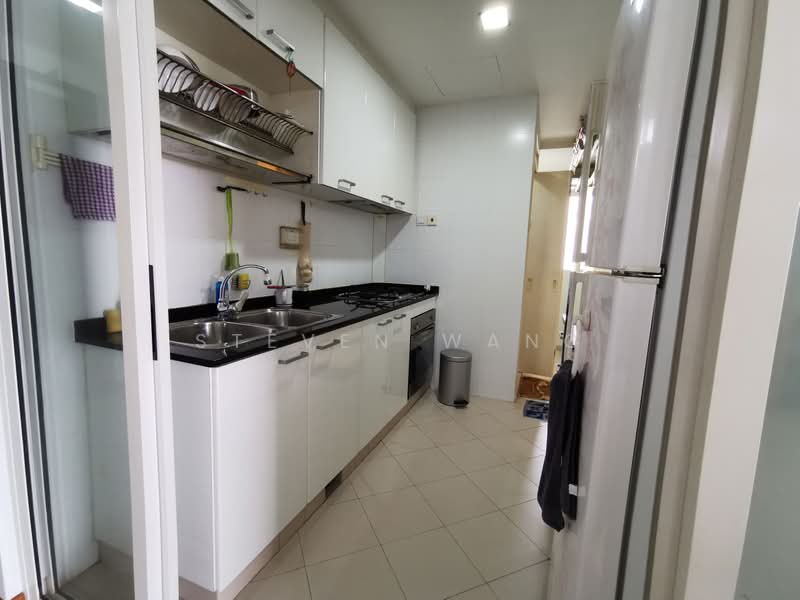 Meraprime, 301 Jalan Bukit Ho Swee, Alexandra / Commonwealth, 3 Bedrooms, 1,119 sqft, Condominium For Sale, by Steven Wang, 500221793 - Kitchen - PropertyGuru.com.sg