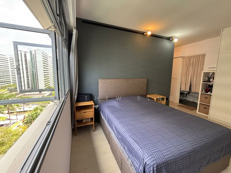 619A Tampines Street 61, 619A Tampines Street 61, 3 Bedrooms, 1,001 sqft, HDB Flat For Sale, by Matthew Seng, 500221795 - Master Bedroom - PropertyGuru.com.sg
